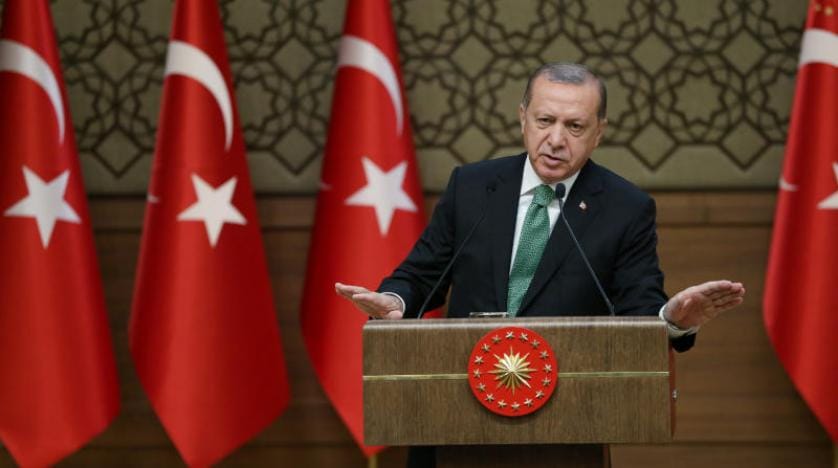 Türkiye’de KHK ile yüzlerce memur ihraç edildi, MİT Cumhurbaşkanlığı’na bağlandı