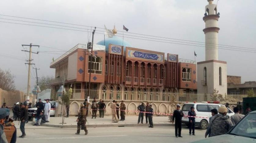 Afganistan’da camiye intihar saldırısı