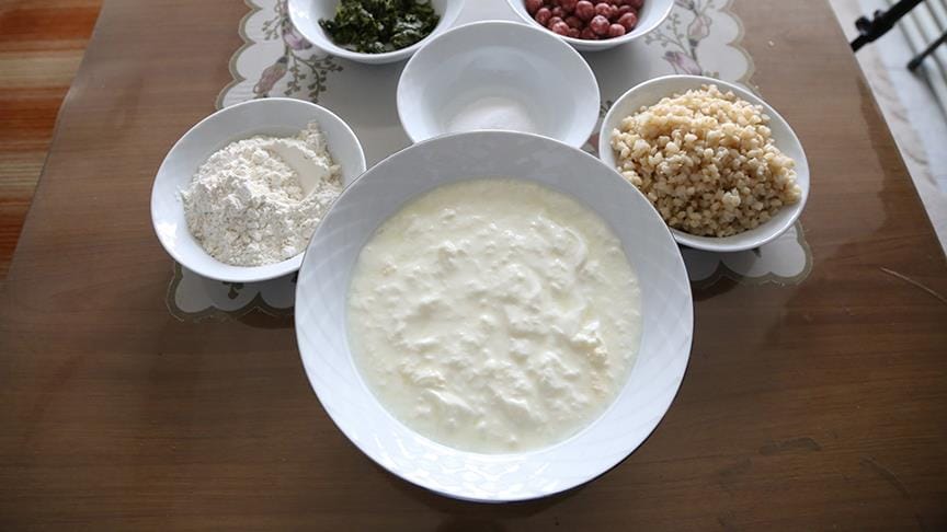 ‘Kanserden korunmak için ev yoğurdu tüketin’