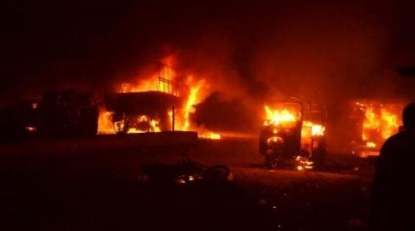 Pakistan’da bombalı saldırı: 15 ölü