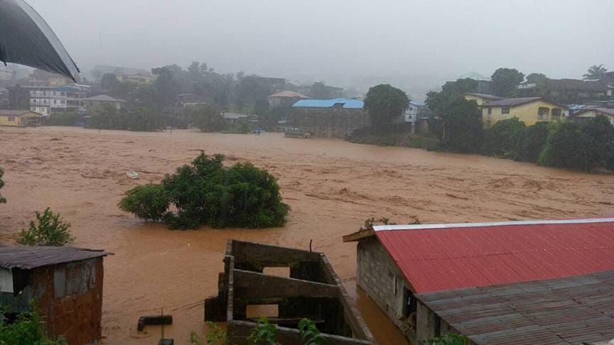 Sierra Leone’deki toprak kaymasında 600’e yakın kişi kayboldu