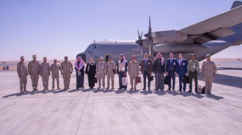 Koalisyon güçleri Husiler tarafından zorla savaştırılan 27 çocuğu Yemen hükümetine teslim etti