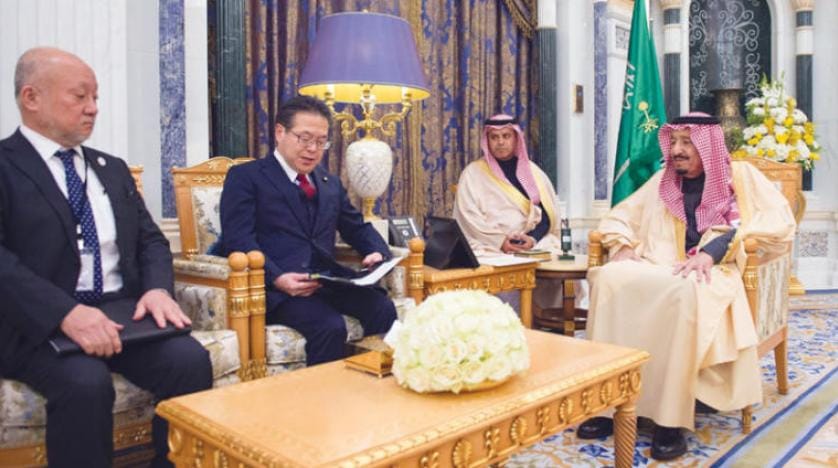 Suudi Arabistan Kralı ve Japonya Ekonomi ve Enerji Bakanı bir araya geldi