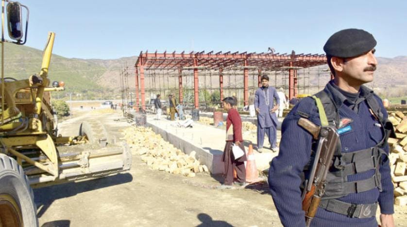 ABD’nin Pakistan’a askeri yardımı kesme kararı Hindistan’ı sevindirdi