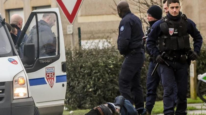 Mültecilerin sığındığı Calais’te gerilim yeniden tırmandı