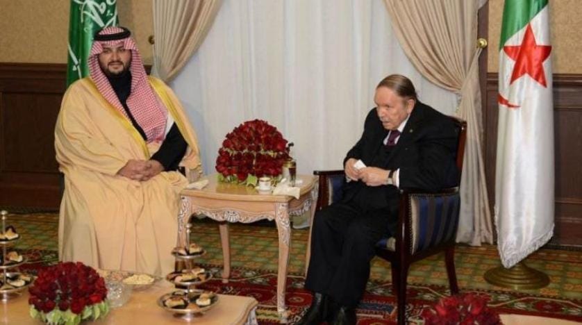 Cezayir Cumhurbaşkanı Buteflika, Prens Türki bin Muhammed bin Fahd’ı kabul etti