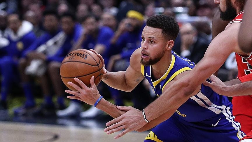 Warriors, Celtics’i Curry ile devirdi