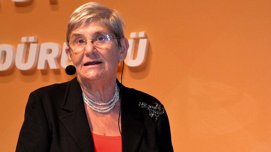 İç hastalıkları ve kardiyoloji uzmanı Prof. Dr. Karatay: Kelle paça ye botoksa ihtiyacın kalmaz