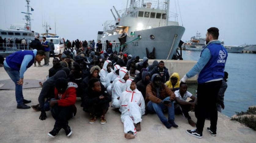 Onlarca göçmen Libya açıklarında boğuldu