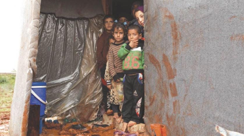 Rejim güçleri İdlib’te ilerliyor… Siviller Türkiye’ye kaçıyor