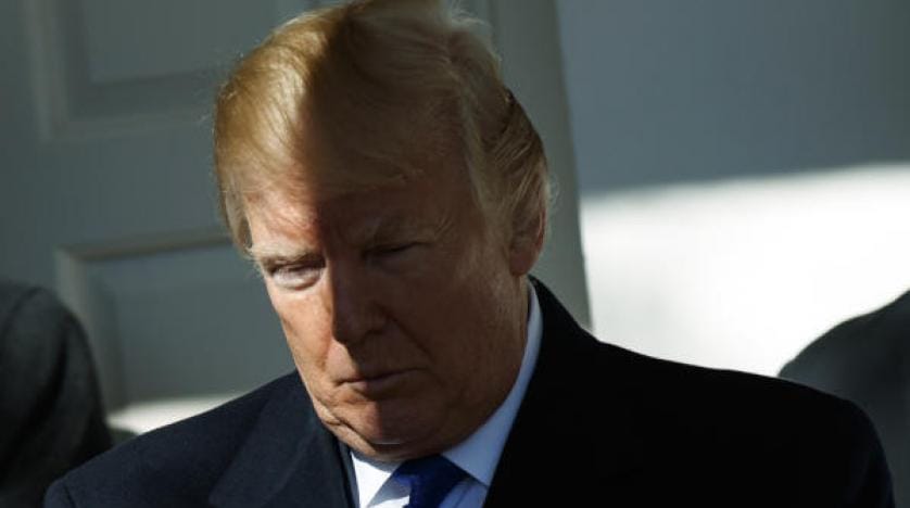 Trump, NSA’nın internet gözetim programını yenileyen yasa tasarısını imzaladı