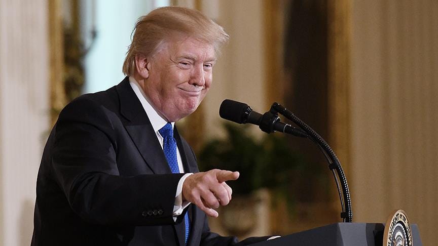 Müzeden Trump’a tablo yerine altın klozet teklifi