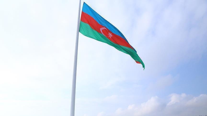 Azerbaycan’da cumhurbaşkanı seçimi erkene alındı
