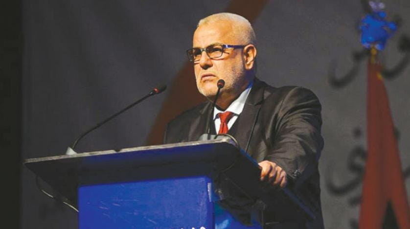 Benkiran, siyasete parti içi muhalefeti eleştirerek döndü