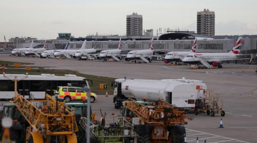 Londra Şehir Havalimanı yeniden trafiğe açıldı