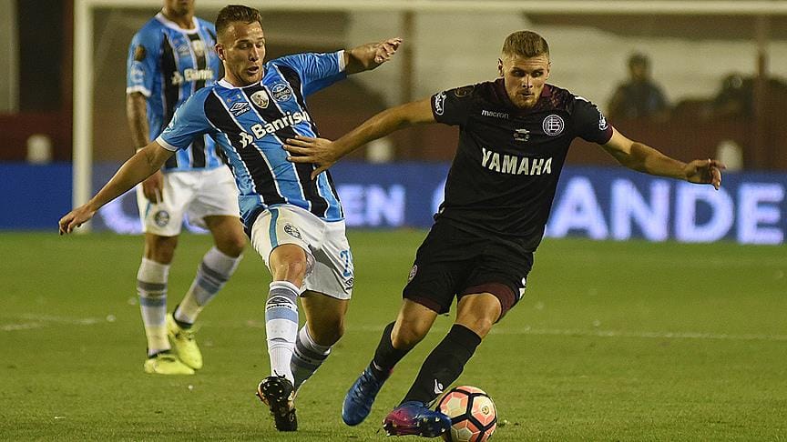 Barcelona ile Gremio Arthur için anlaştı