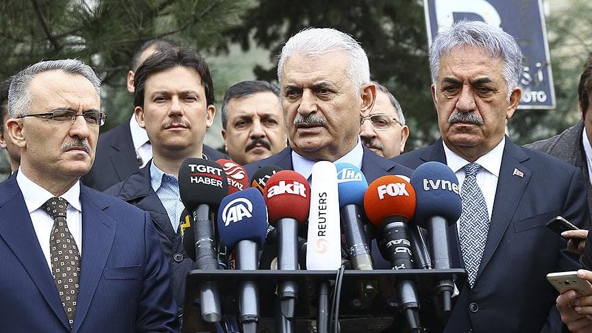 Başbakan Yıldırım: Erbil’e uçuşlar için hava sahamızı bugün itibarıyla açıyoruz
