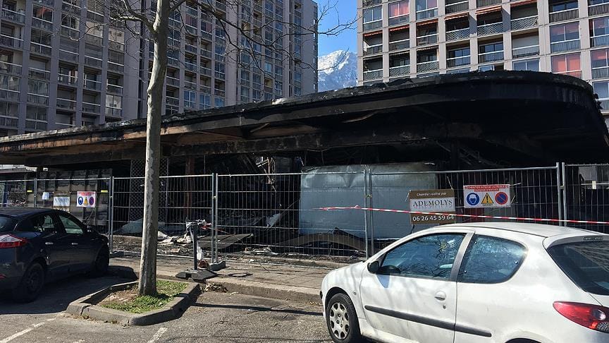 Fransa’da Türklere ait market kundaklandı: 1 ölü