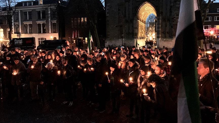 Hollanda’da ‘Suriye için ışık’ gösterisi