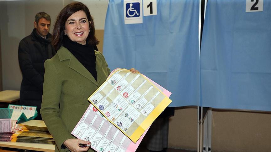 İtalya sandık başında