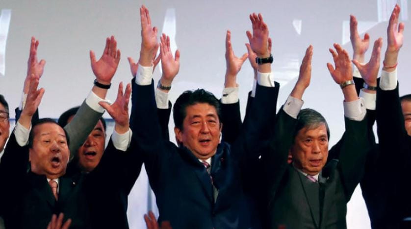 Japonya Başbakanı ülkesinin ‘barışçıl’ anayasasını değiştirme sözü verdi