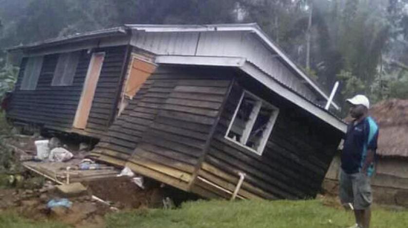 Papua Yeni Gine yaşanan deprem felaketinin ardından olağanüstü hal ilan etti