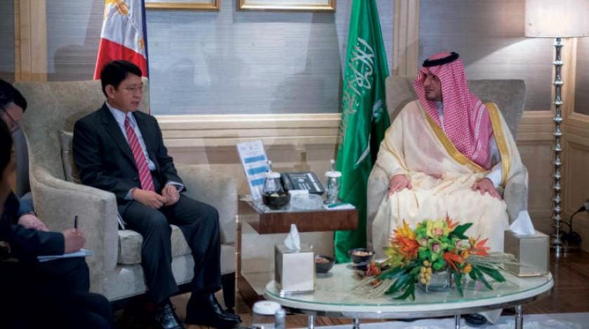 Suudi Arabistan İçişleri Bakanı Filipinli mevkidaşı ile Manila’da bir araya geldi