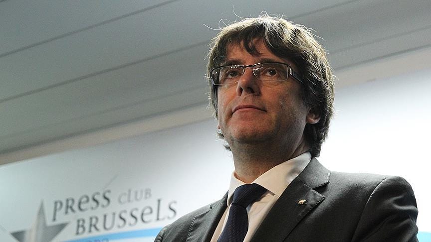 Puigdemont bölgesel yönetim başkanlığı adaylığını geri çekti