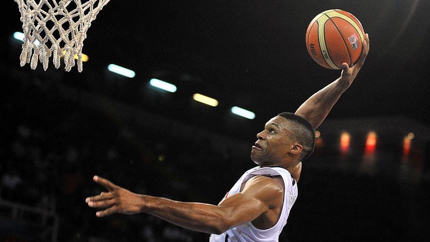 Westbrook’tan bir ‘triple double’ daha