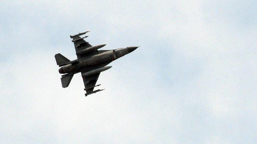 ABD’de F-16 uçağı düştü