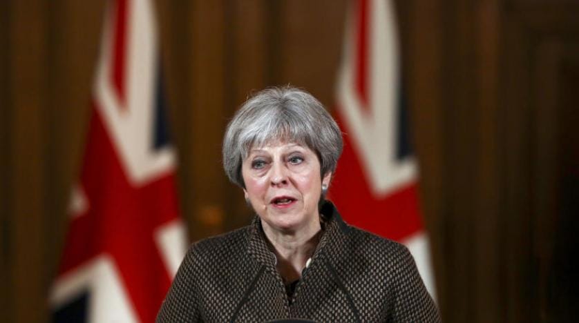 May: Suriye operasyonu kimyasal kullanımına karşı açık bir mesaj