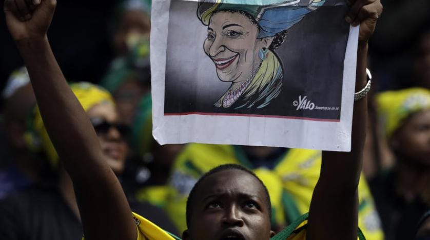 Winnie Mandela son yolcuğuna uğurlandı