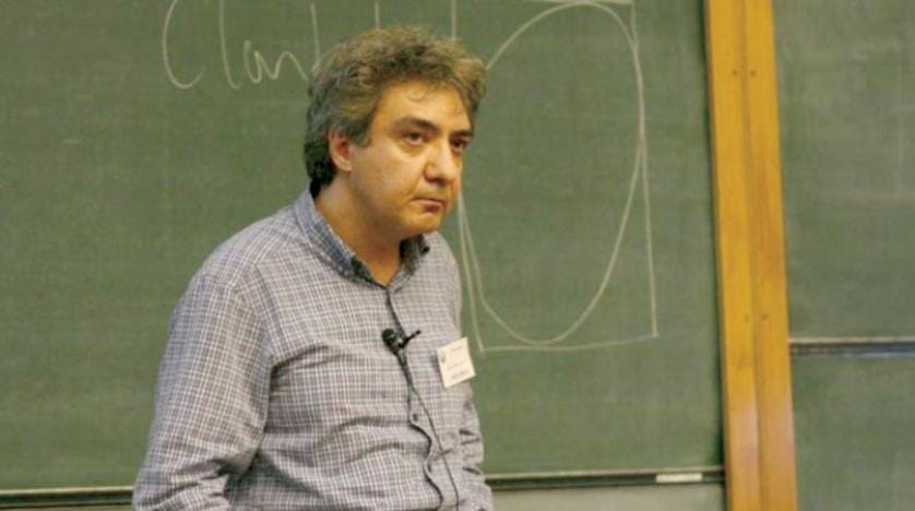Devrim Muhafızları, İran asıllı İngiliz profesörü tutukladı