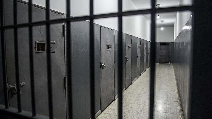 İsrail hapishanelerindeki Filistinli çocuk sayısı 350
