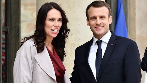 Macron ile Ardern  Elysee’de bir araya geldi