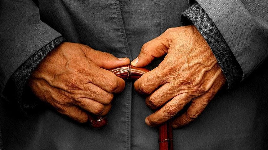 Yaşlılar gençler kadar yeni beyin hücresi üretebiliyor