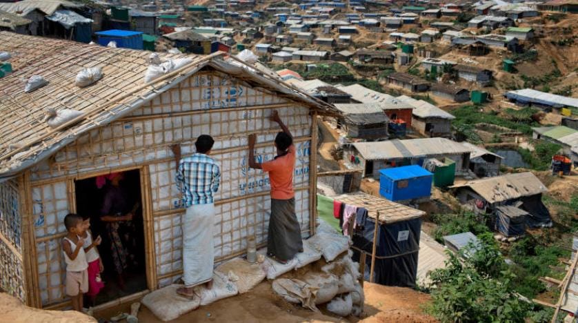 Myanmar’dan, Arakanlı mültecilere ‘bölgeyi terk edin’ çağrısı