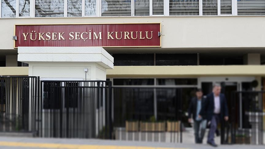 AK Parti aday listesini YSK’ye sundu