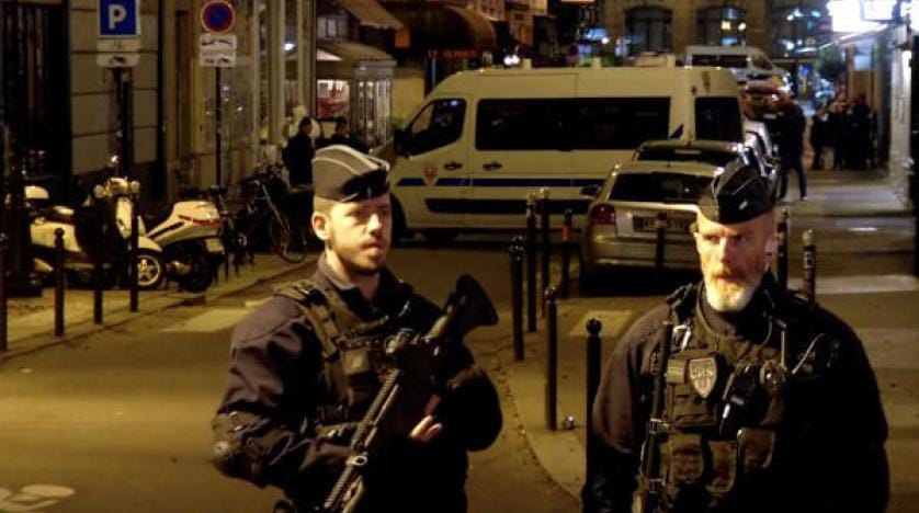Beyaz Saray: Paris saldırısı uluslararası koalisyonunun DEAŞ’ı yenme kararlılığını güçlendirdi