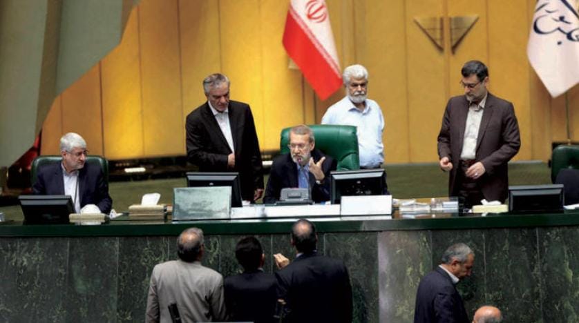 İran parlamento başkanlığına dair sıcak savaş