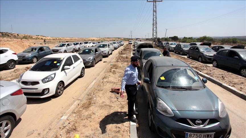 İsrail, Gazze’ye araç girişini durdurdu