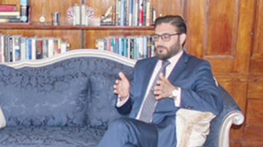 Taliban’a askeri baskı uygulamayı planlayan Kabil barış sürecini de teşvik ediyor