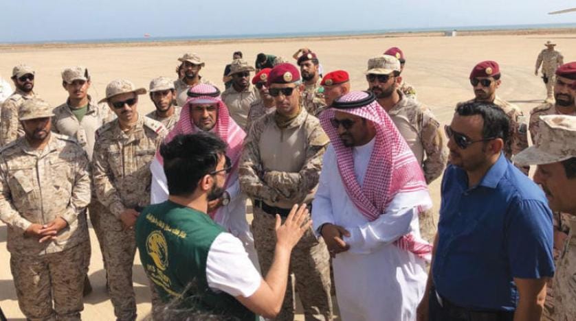 Suudi Arabistan, kasırganın vurduğu Sokotra’yı unutmadı