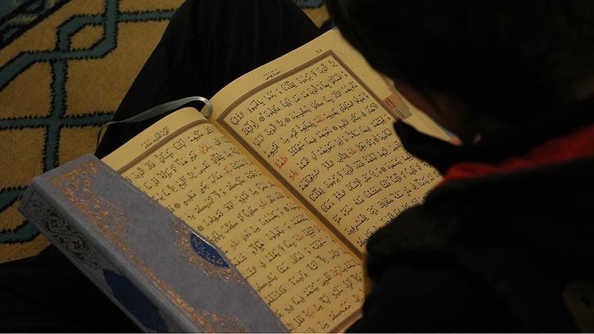 Fransa’da ‘Kur’an-ı Kerim ayetleri’ tartışması sert eleştiriliyor