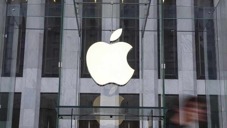 Apple Safari’deki Facebook izinlerini kaldırıyor