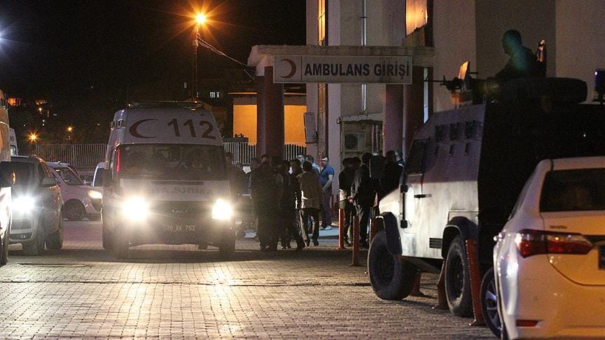 Hakkari’de terör saldırısı: 4 asker yaralı