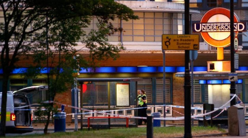 Londra’da metro istasyonunda patlama