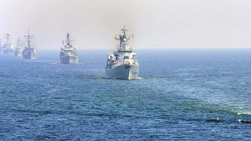 Güney Kore’den tartışmalı adalarda tatbikat