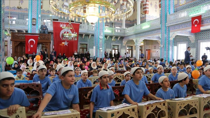 İstanbul’da yaz Kur’an kursları başladı