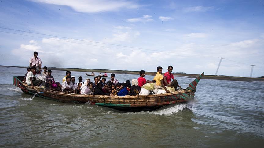 Myanmar ordusu eğitimli Arakanlı Müslümanları hedef alıyor